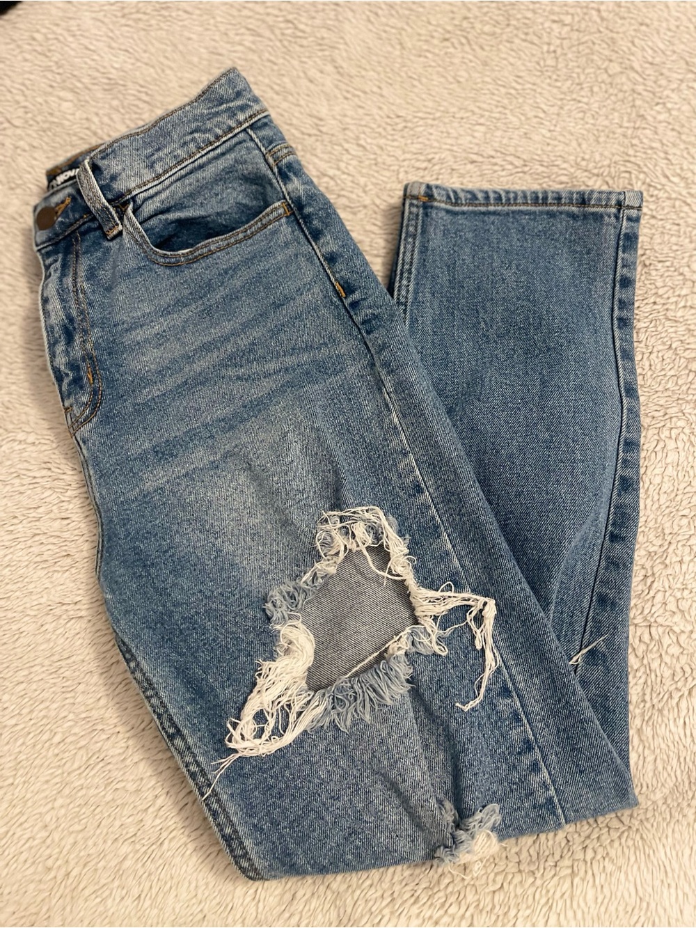 Fashion Nova Women’s Distressed High-Rise Blue Jeans